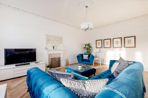 Heart of Edinburgh City Centre 3 Bed Georgian Apt — 4-Star Luxury Hotel in Edinburgh, United Kingdom