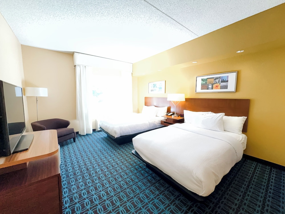 Fairfield Inn & Suites by Marriott Russellville - photo 9