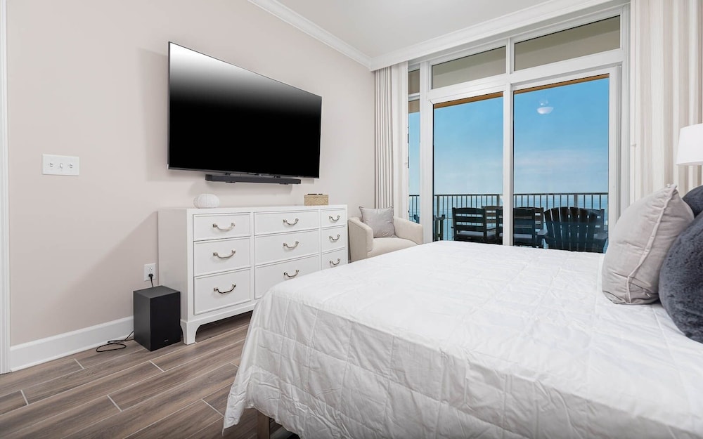 Phoenix Gulf Towers 2704 4 Bedroom Condo - photo 6