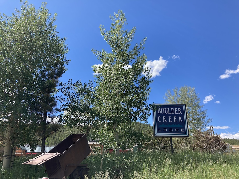 The Boulder Creek Lodge - photo 32