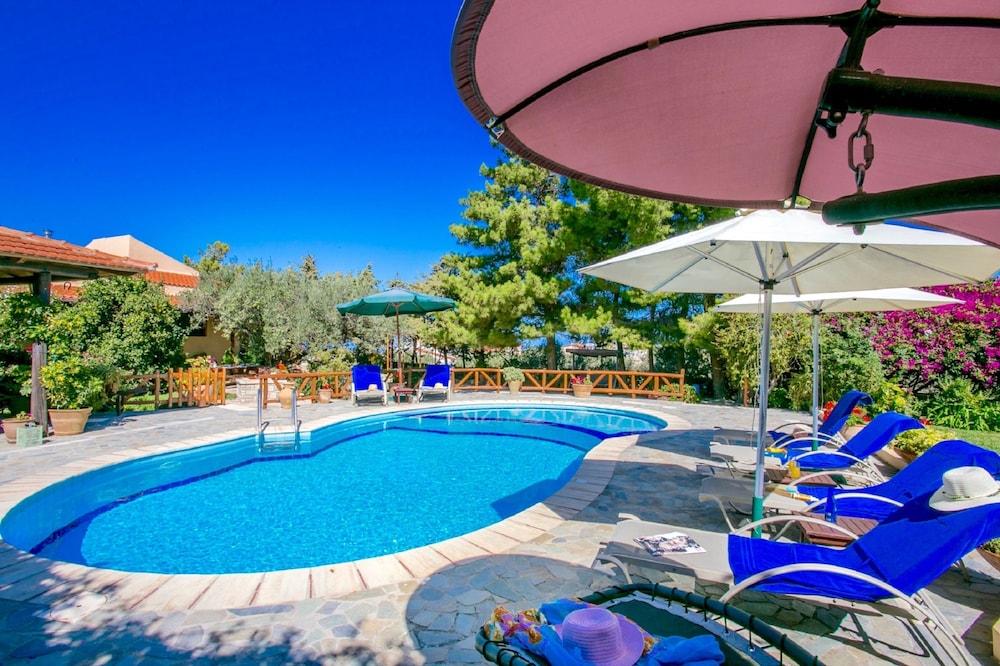 Agapi Villa — 4-Star Luxury Hotel in Hersonissos, Greece