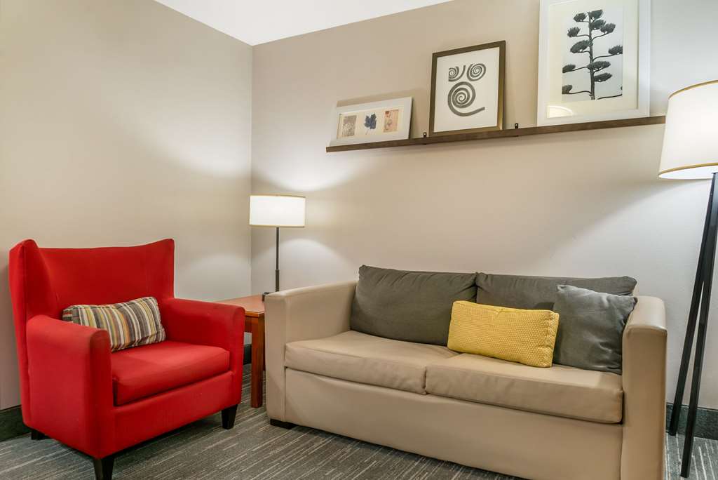 Country Inn & Suites by Radisson Rossford Toledo South - photo 38