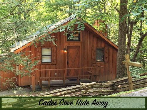Cades Cove Hide Away in Townsend, United States