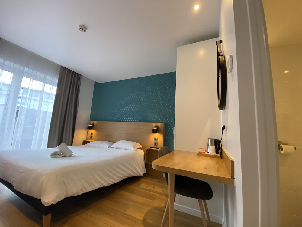 Oskar Hotel — hotel in Annemasse