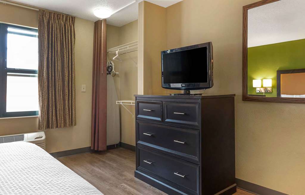 Extended Stay America Suites Boston Tewksbury - photo 26