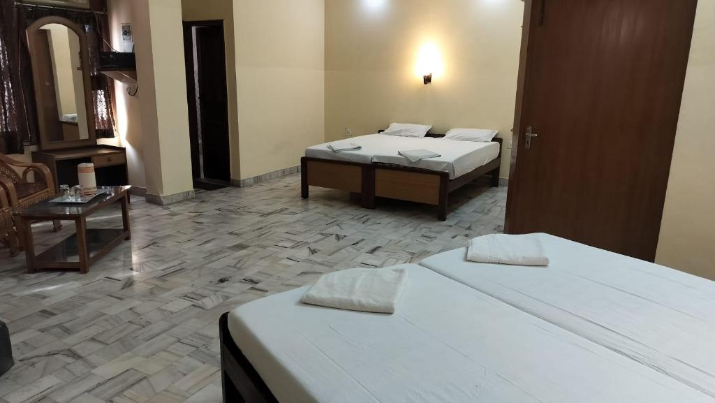 Sarnath Motel And Resort — Varanasi