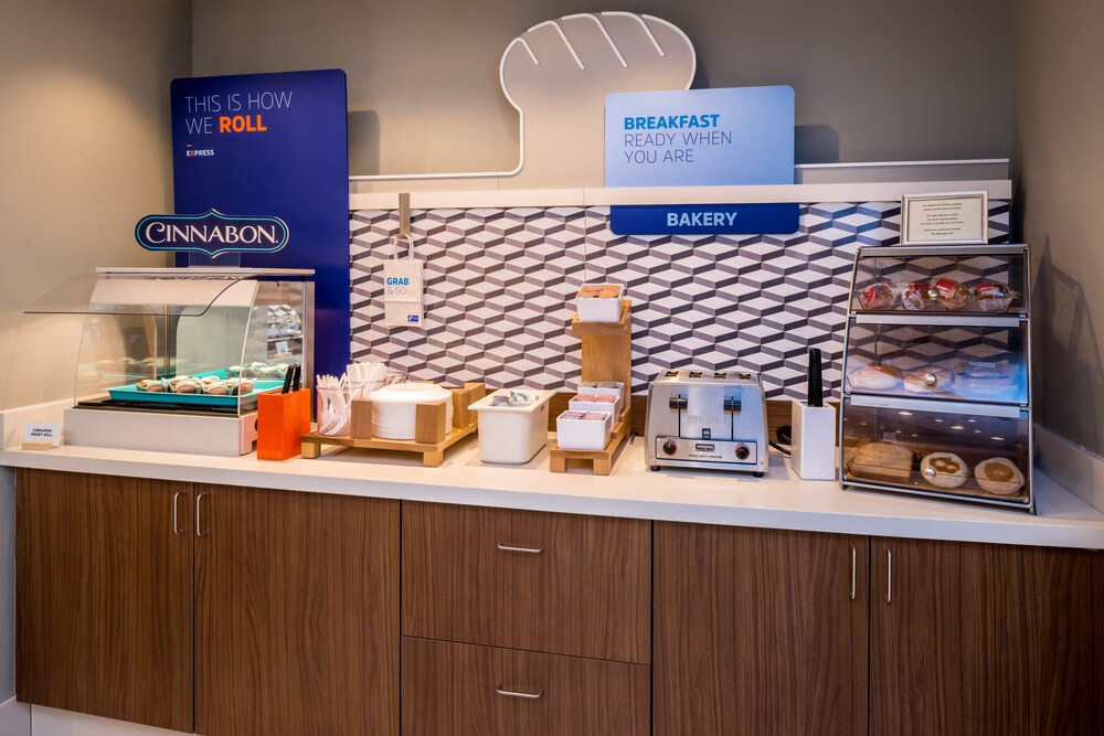 Holiday Inn Express Sierra Vista by IHG - photo 32