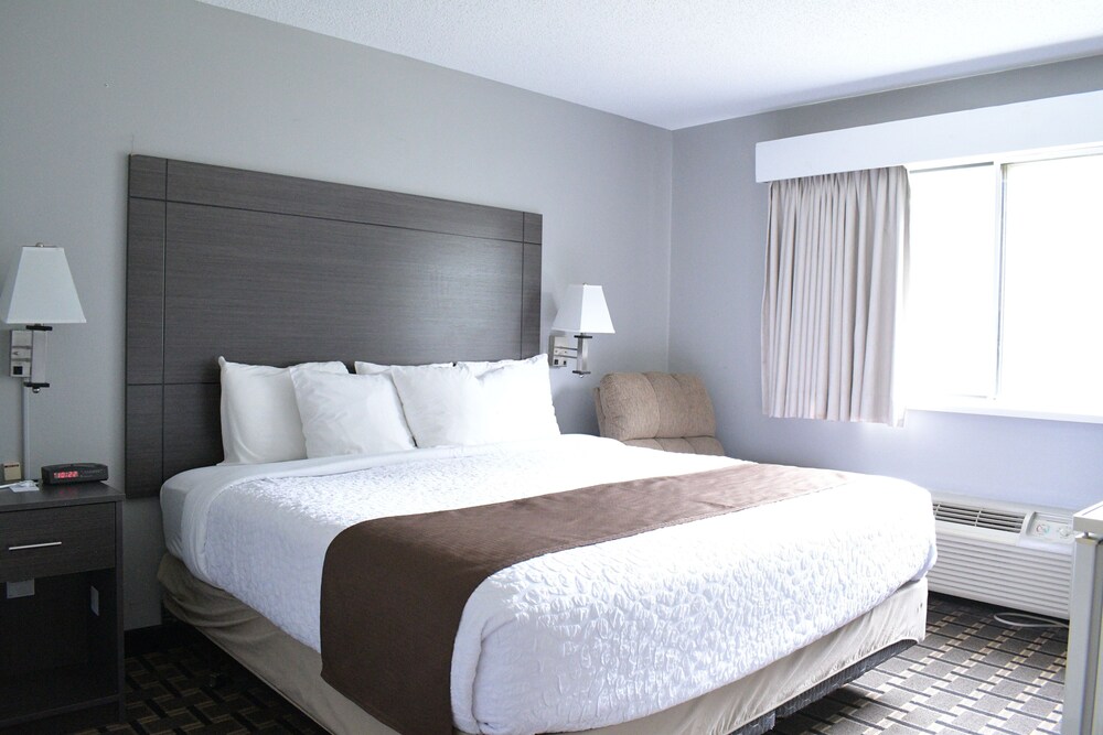 Adams Inn - photo 14