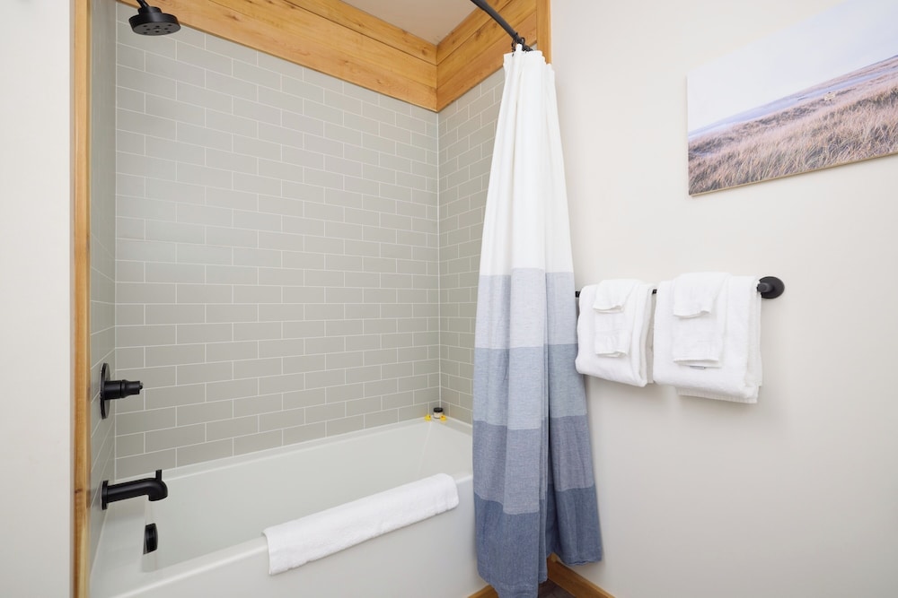 Boardwalk Cottages - photo 86