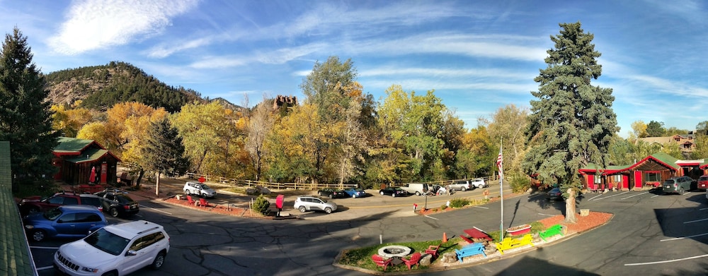 Foot of the Mountain Motel - photo 58