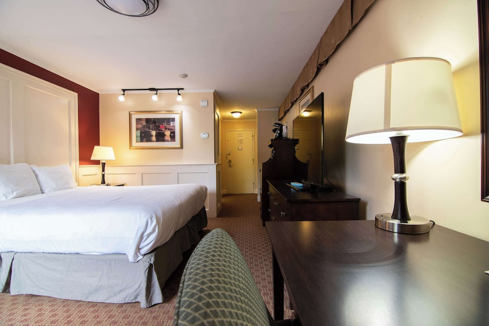 Fireside Inn & Suites Portland - photo 31
