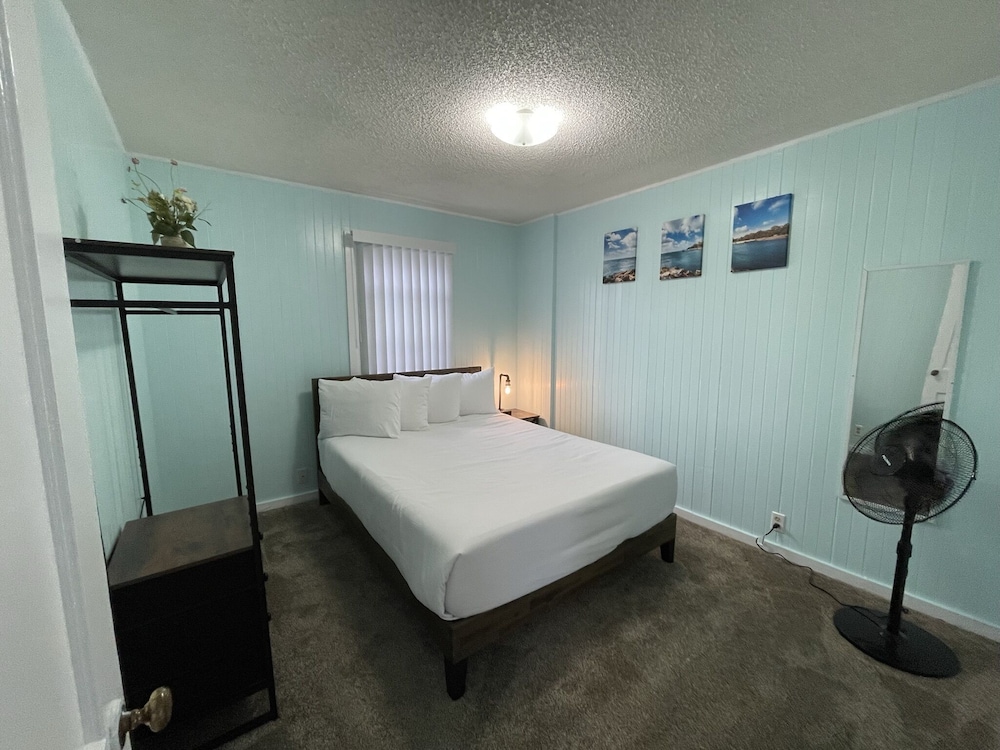 The Anchorage Motel - photo 32