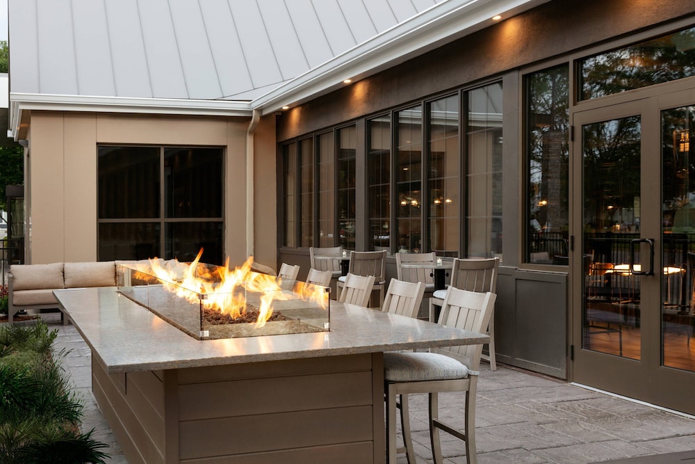 Delta Hotels by Marriott Burlington - photo 21