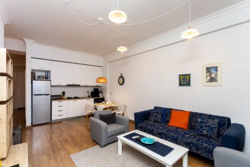 Super Cozy 2BR Apartment In Vake By Wehost