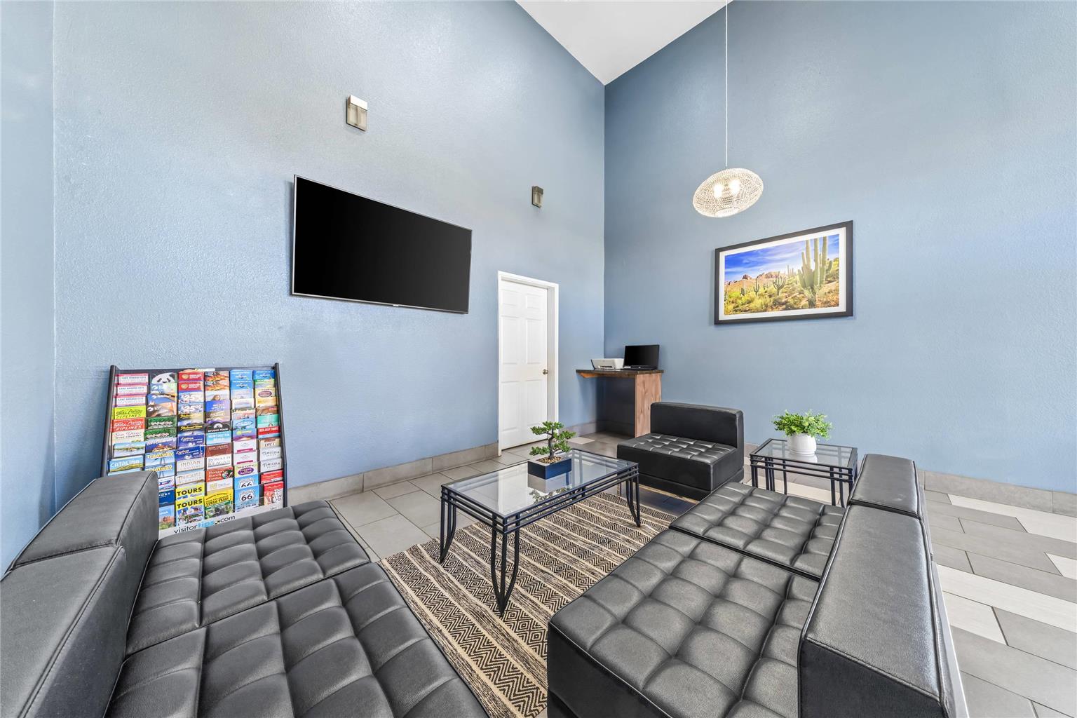 Quality Inn & Suites - photo 11