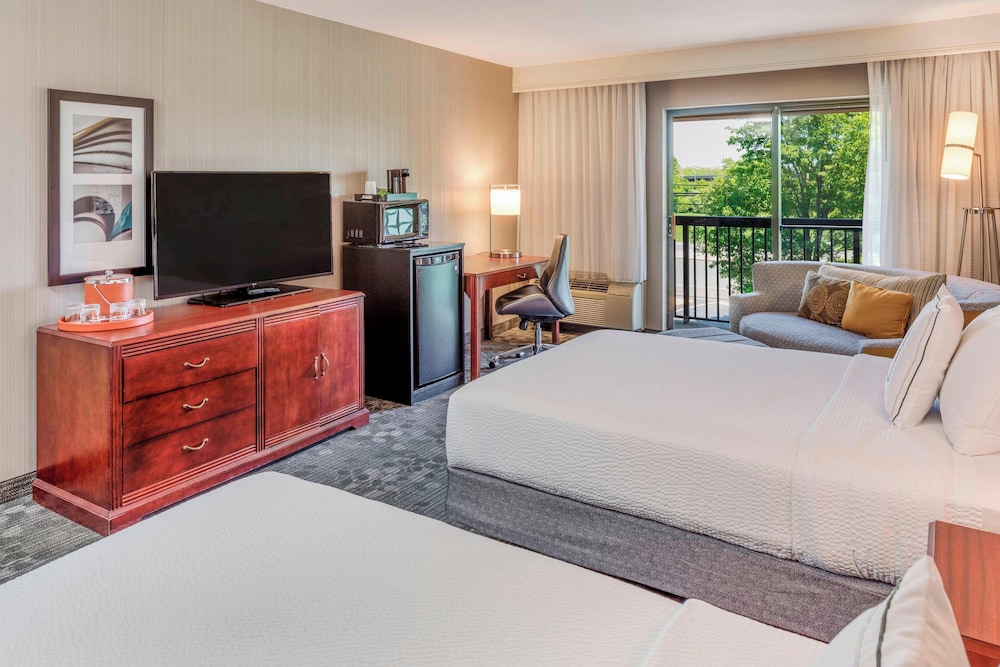 Courtyard by Marriott Cranbury South Brunswick - photo 11