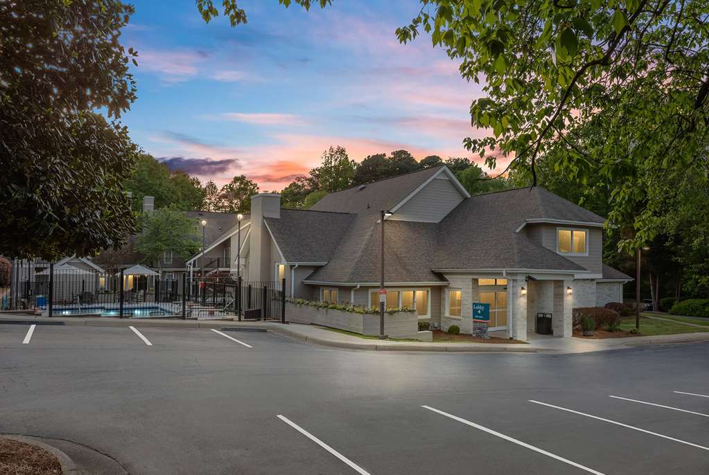 WaterWalk Extended Stay by Wyndham Atlanta Perimeter - photo 8