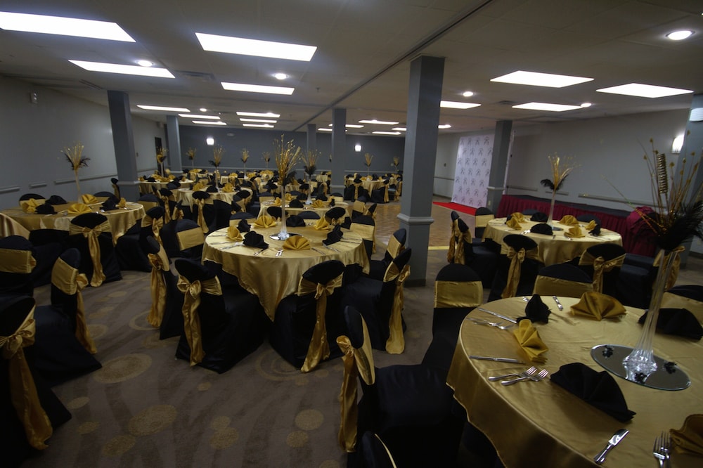 Atrium Hotel and Suites - photo 73