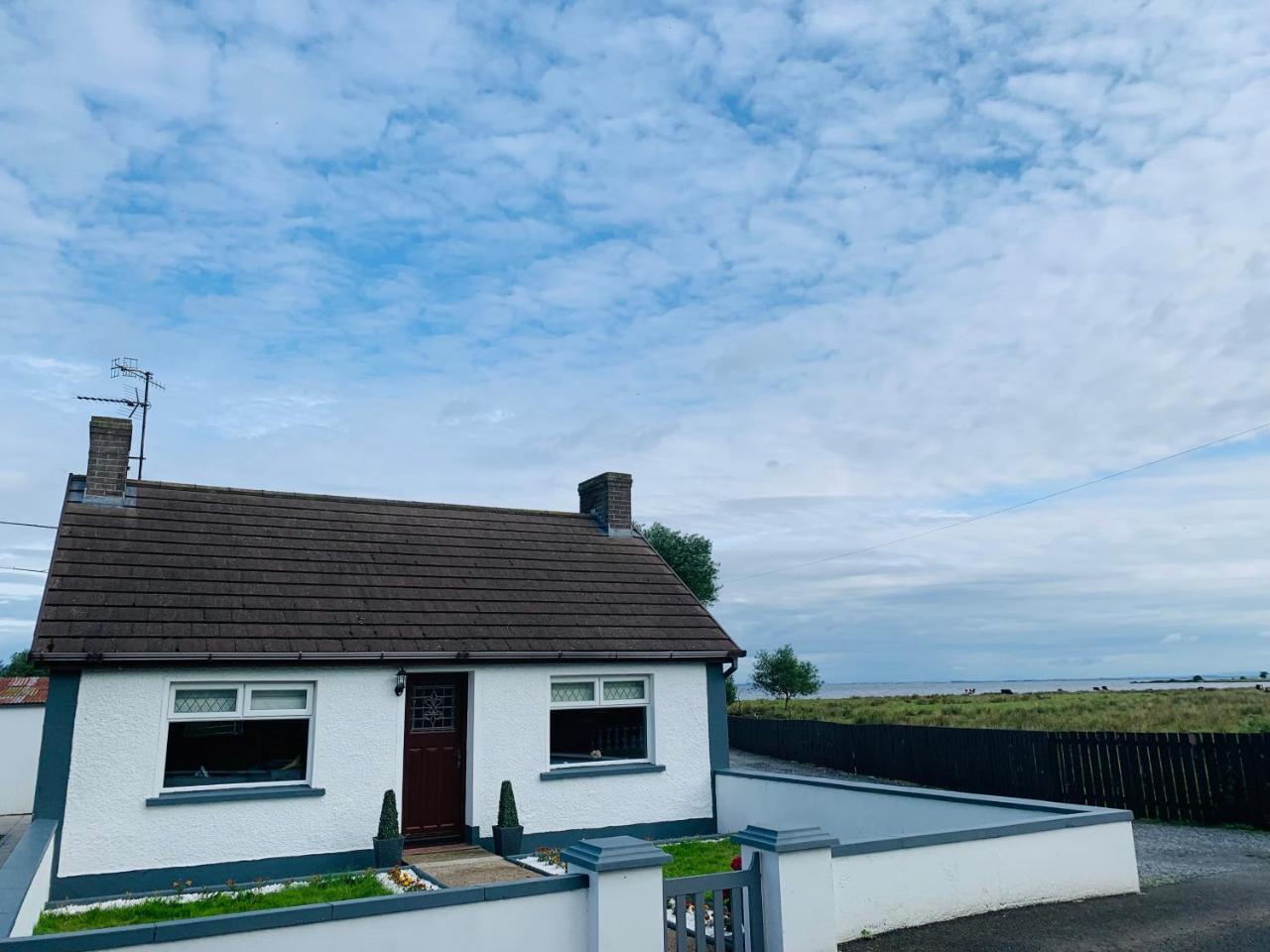 Farsnagh Cottage — 4-Star Luxury Hotel in Dungannon, United Kingdom