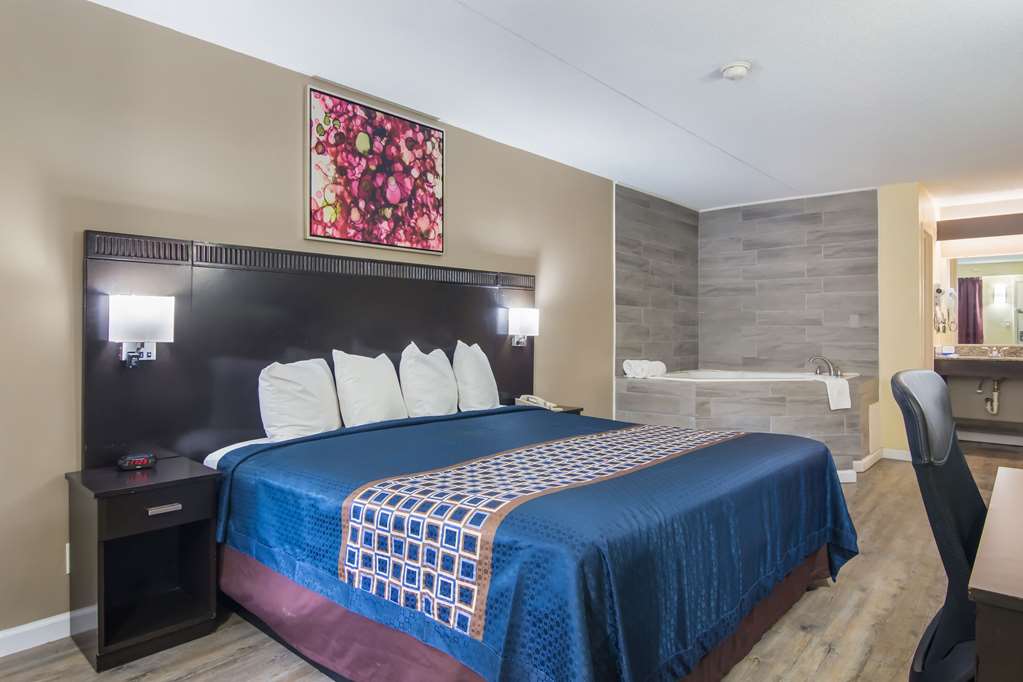 Rodeway Inn & Suites Monroeville Pittsburgh - photo 22