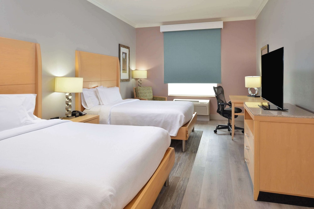 Hilton Garden Inn Denton - photo 12