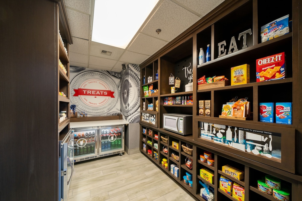 Hampton Inn & Suites Modesto Salida - photo 47