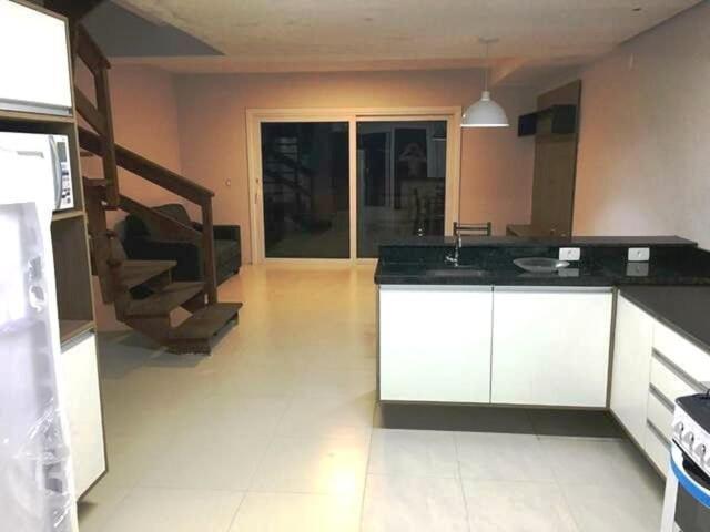 Sobrados com suíte e sacada vista ao mar — 4-Star Luxury Hotel in Capao Da Canoa, Brasil