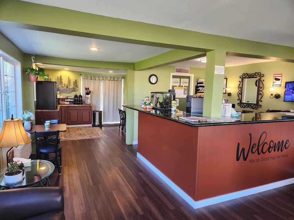 Village Inn Springfield - photo 7