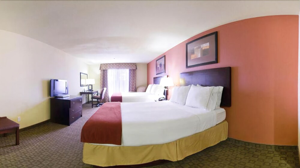 Holiday Inn Express & Suites Alexandria by IHG - photo 6