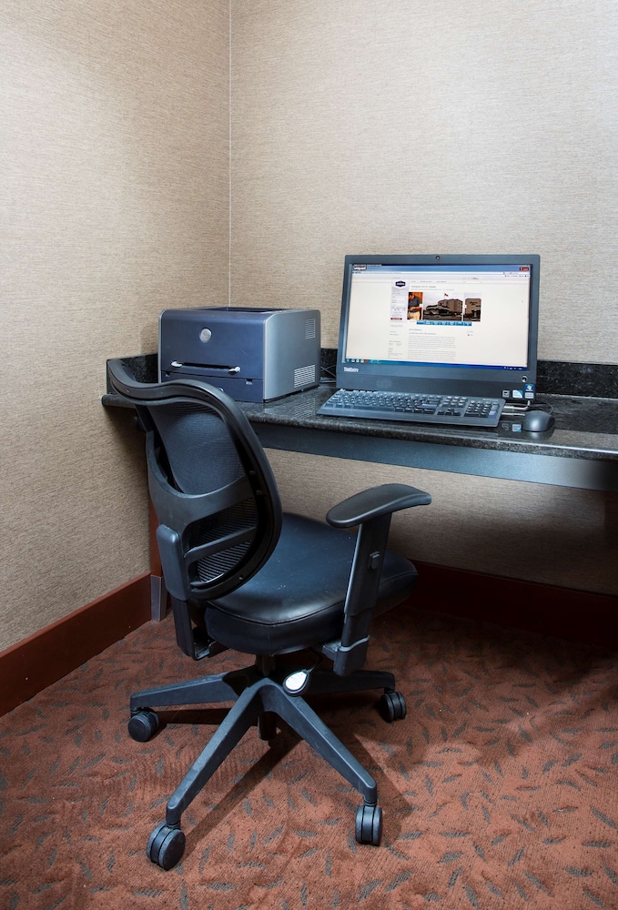 Hampton Inn St. Joseph - photo 29