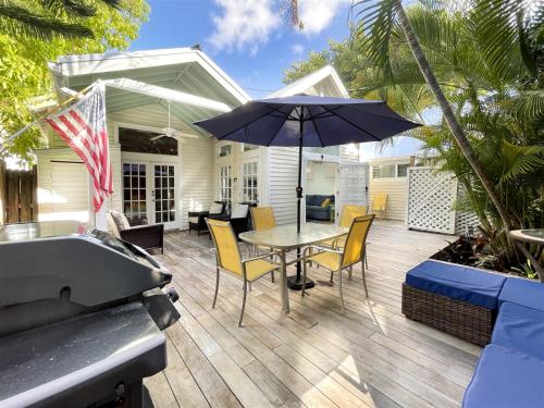 Hidden Treasure Colony - last minute hotel in Key West