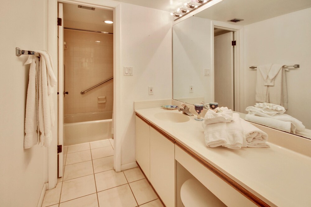 Land's End 1 408 Bay Front - photo 16