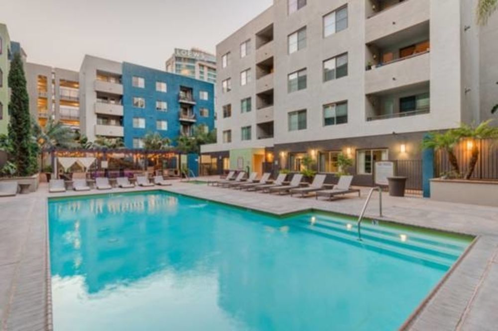 Hollywood Boulevard Extended Stay - photo 20