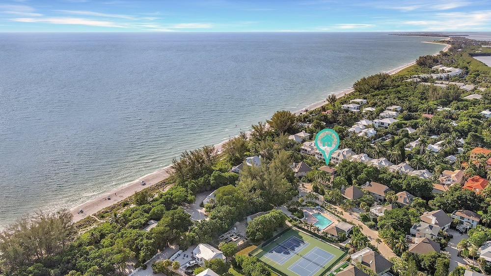 Sunset Captiva 10 - carbon neutral hotel in Unknown City