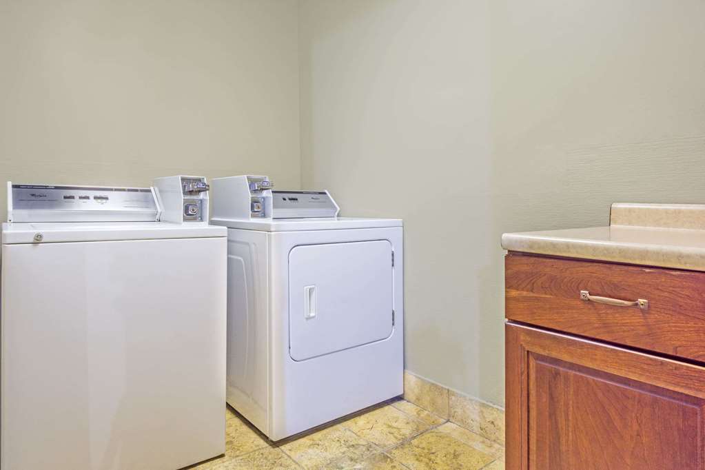 Days Inn by Wyndham Columbus Airport - photo 14