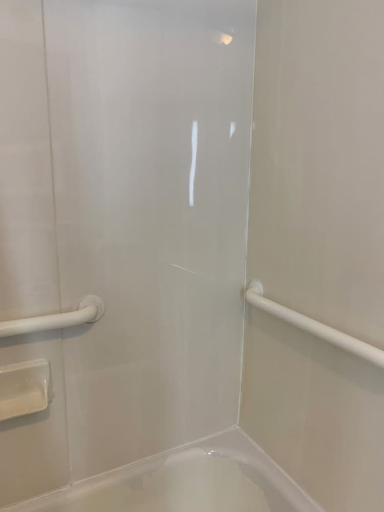 La Quinta Inn & Suites by Wyndham OKC North Quail Springs - photo 28