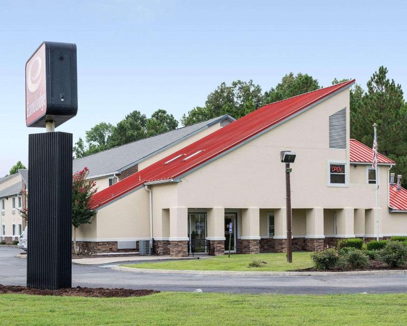 Stonewood Inn & Suites of Carrollton Smithfield - photo 3