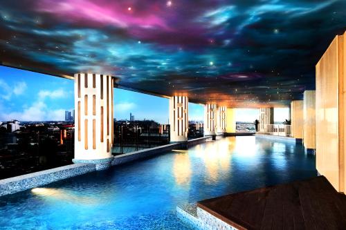 Stylish 2BR Apartment ARC100 Surabaya City Centre with Balcony by Le Ciel Hospitality — 4-Star Luxury Hotel in Surabaya, Indonesia