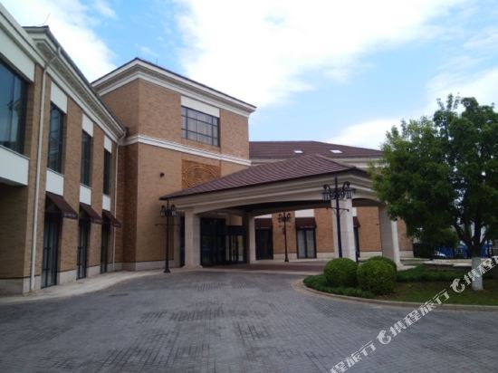 Sicilia Villa & Resort — 4-Star Luxury Hotel in Beijing, People's Republic of China