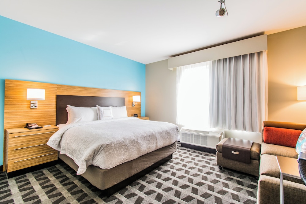 Towneplace Suites by Marriott Evansville Newburgh - photo 17