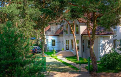 Gorgeous Apartment In Pobierowo — 4-Star Luxury Hotel in Pobierowo, Poland
