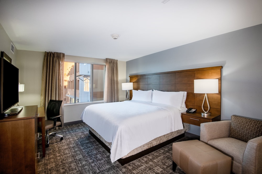 Staybridge Suites Scottsdale Talking Stick by IHG - photo 10