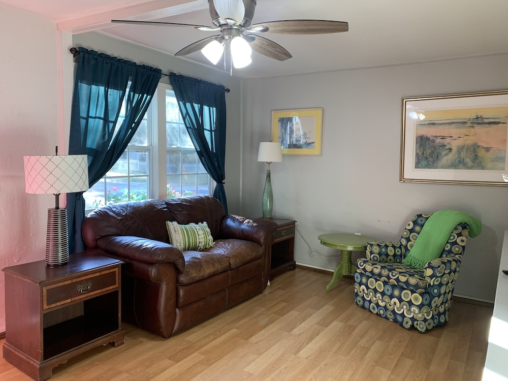 Nature Coast Inn and Cottages - photo 7