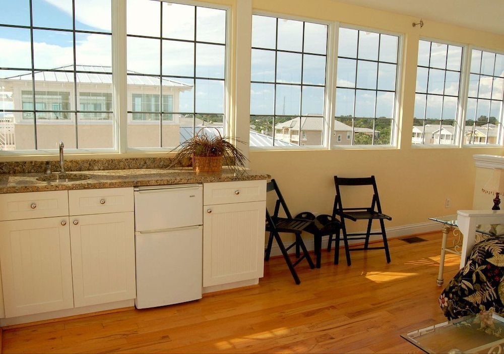 Pineapple Villas on Laguna Beach - photo 22