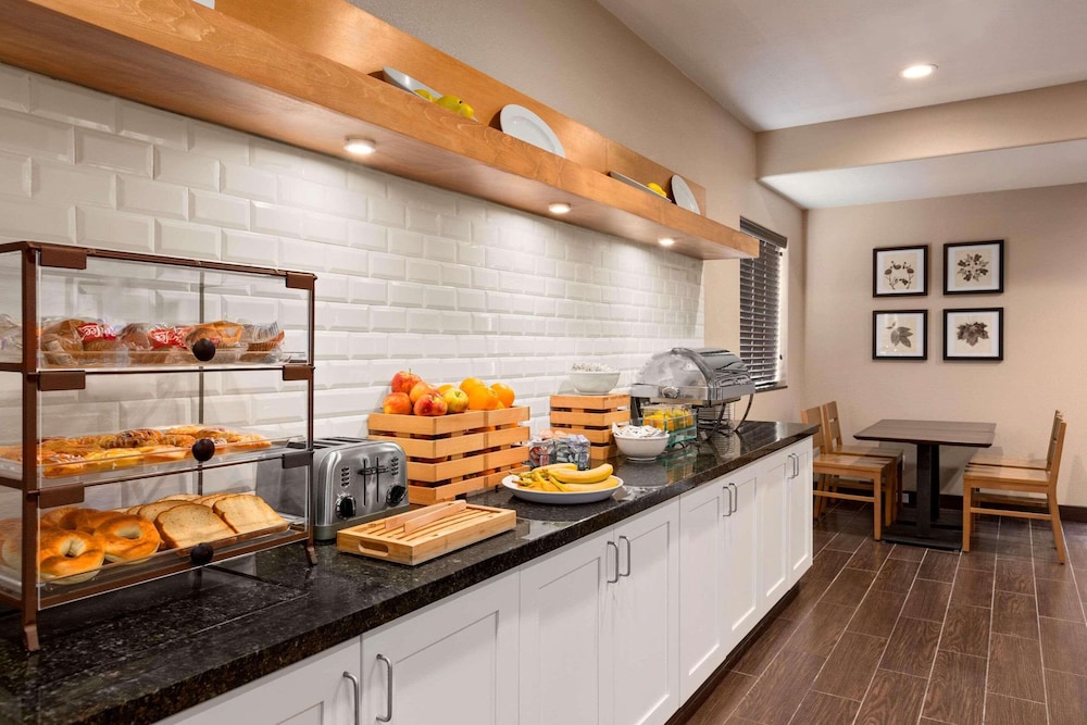 Country Inn & Suites by Radisson Flagstaff AZ - photo 19