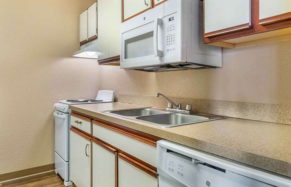 Extended Stay America Select Suites Detroit Ann Arbor Univ S - photo 31