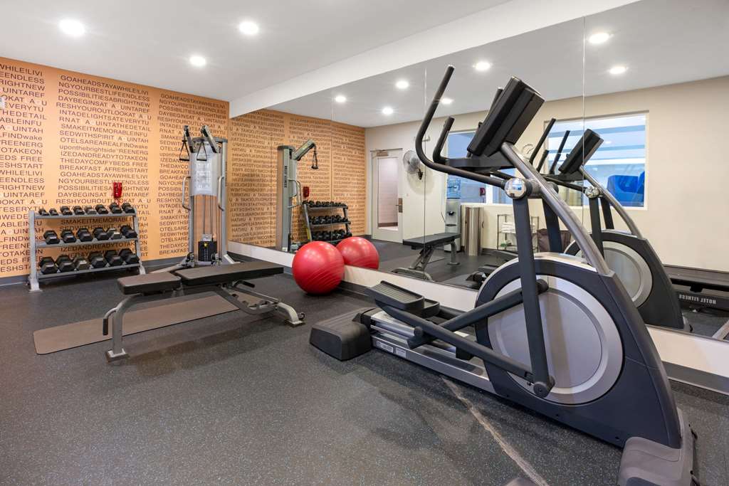 La Quinta Inn & Suites by Wyndham Bellingham - photo 22