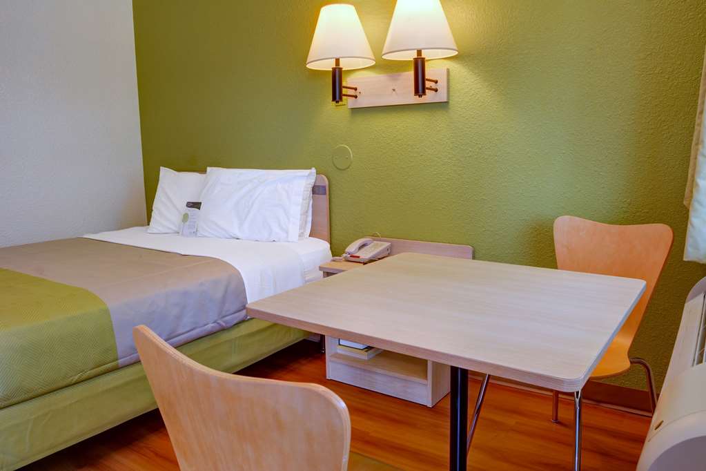 Motel 6 Eugene OR South Springfield - photo 13