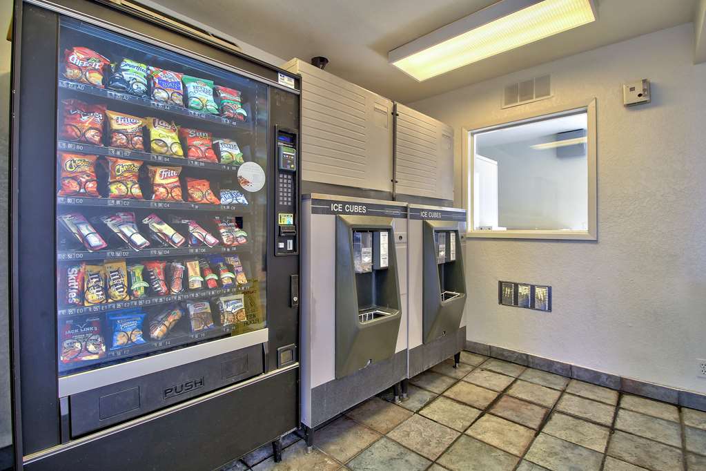 Motel6 Nogales AZ Mariposa Road - photo 31