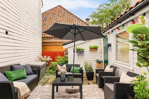 Dinbnb Apartments I Family Dream in Bergen I Playroom I Private Garden — 4-Star Luxury Hotel in Bergen, Norway
